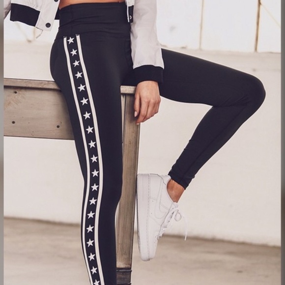 Monochrome Star ⭐️ Print Leggings - Picture 1 of 8